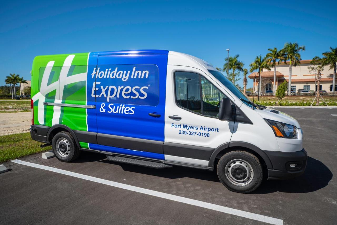 Holiday Inn Express & Suites - Fort Myers Airport By Ihg المظهر الخارجي الصورة