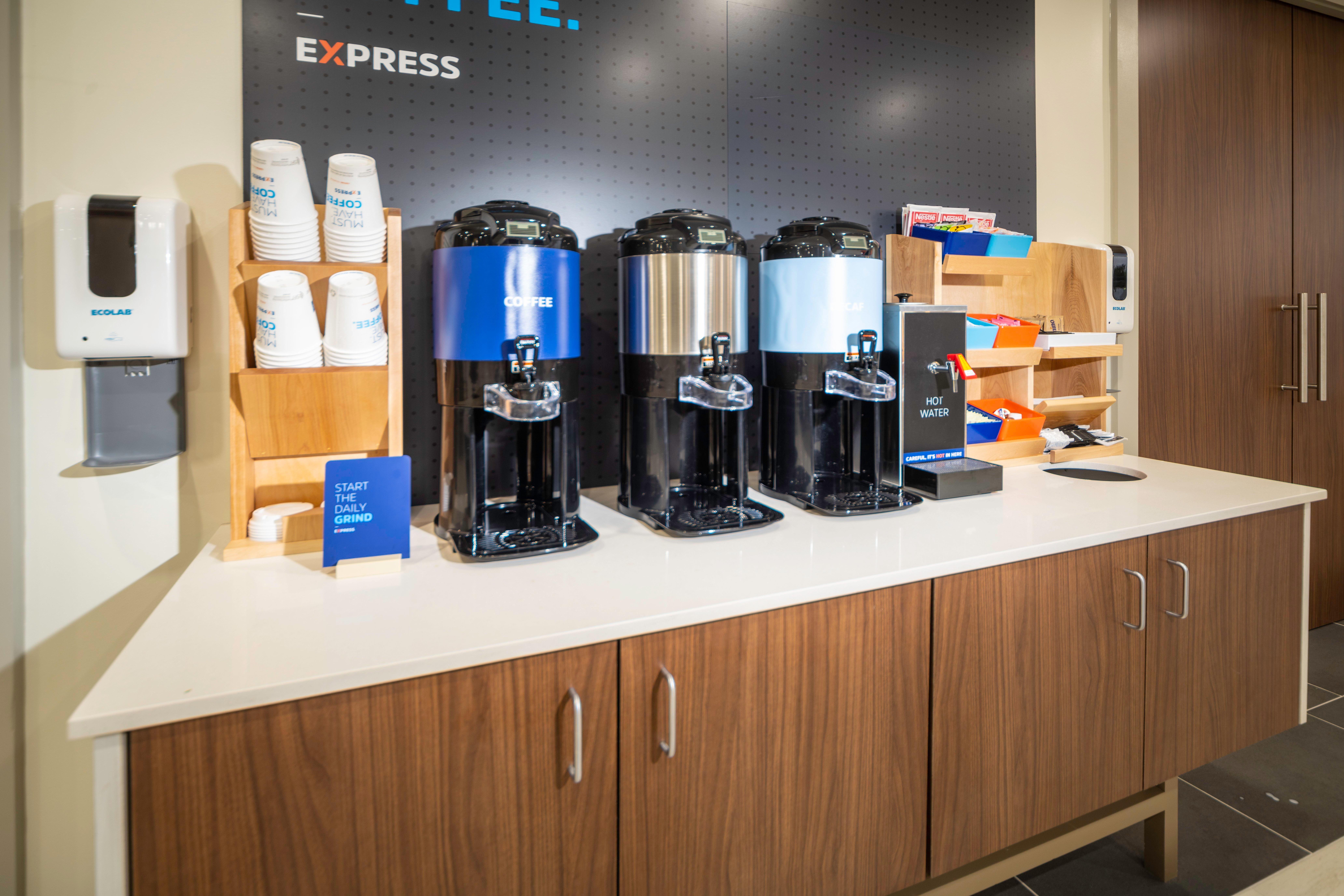 Holiday Inn Express & Suites - Fort Myers Airport By Ihg المظهر الخارجي الصورة