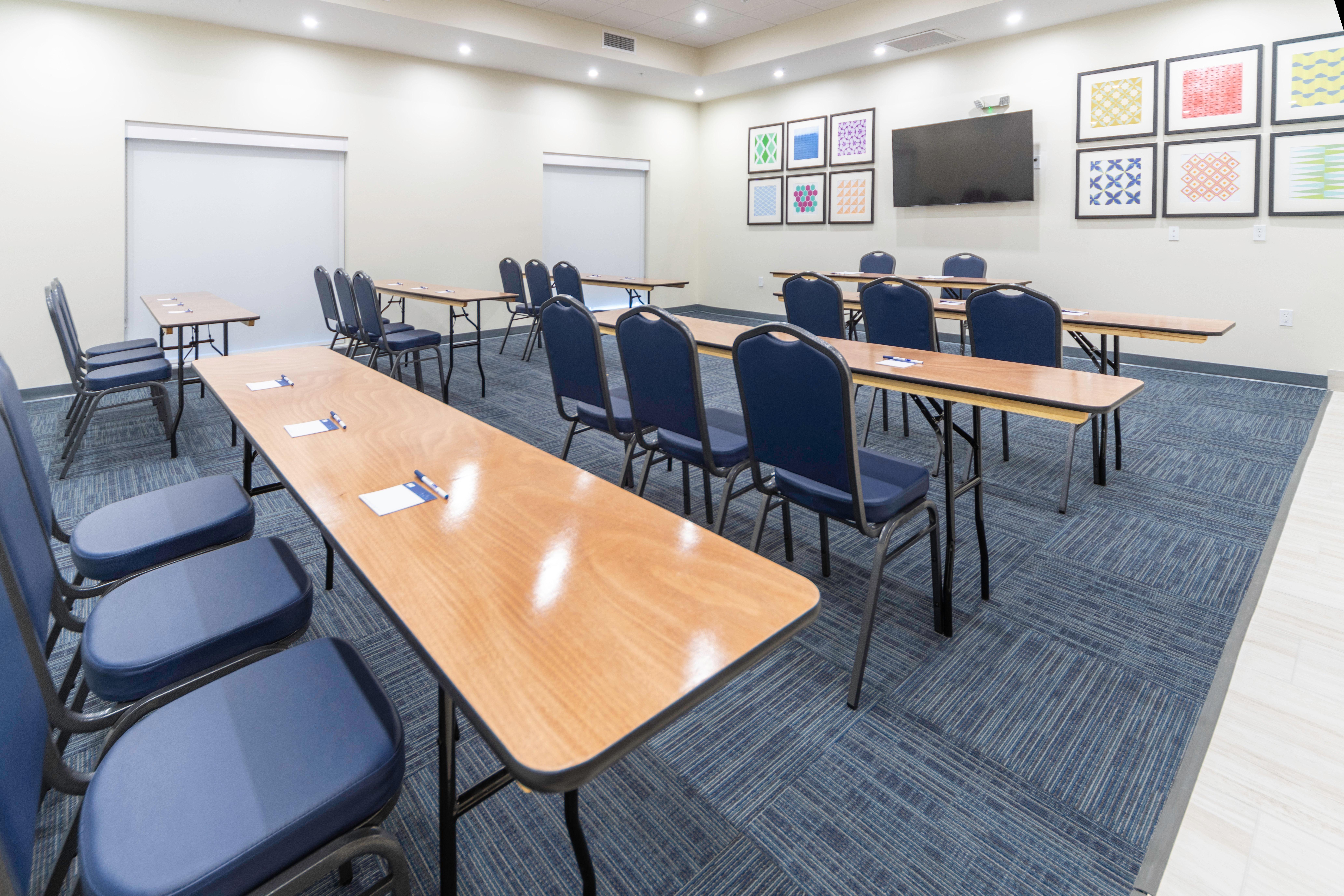 Holiday Inn Express & Suites - Fort Myers Airport By Ihg المظهر الخارجي الصورة