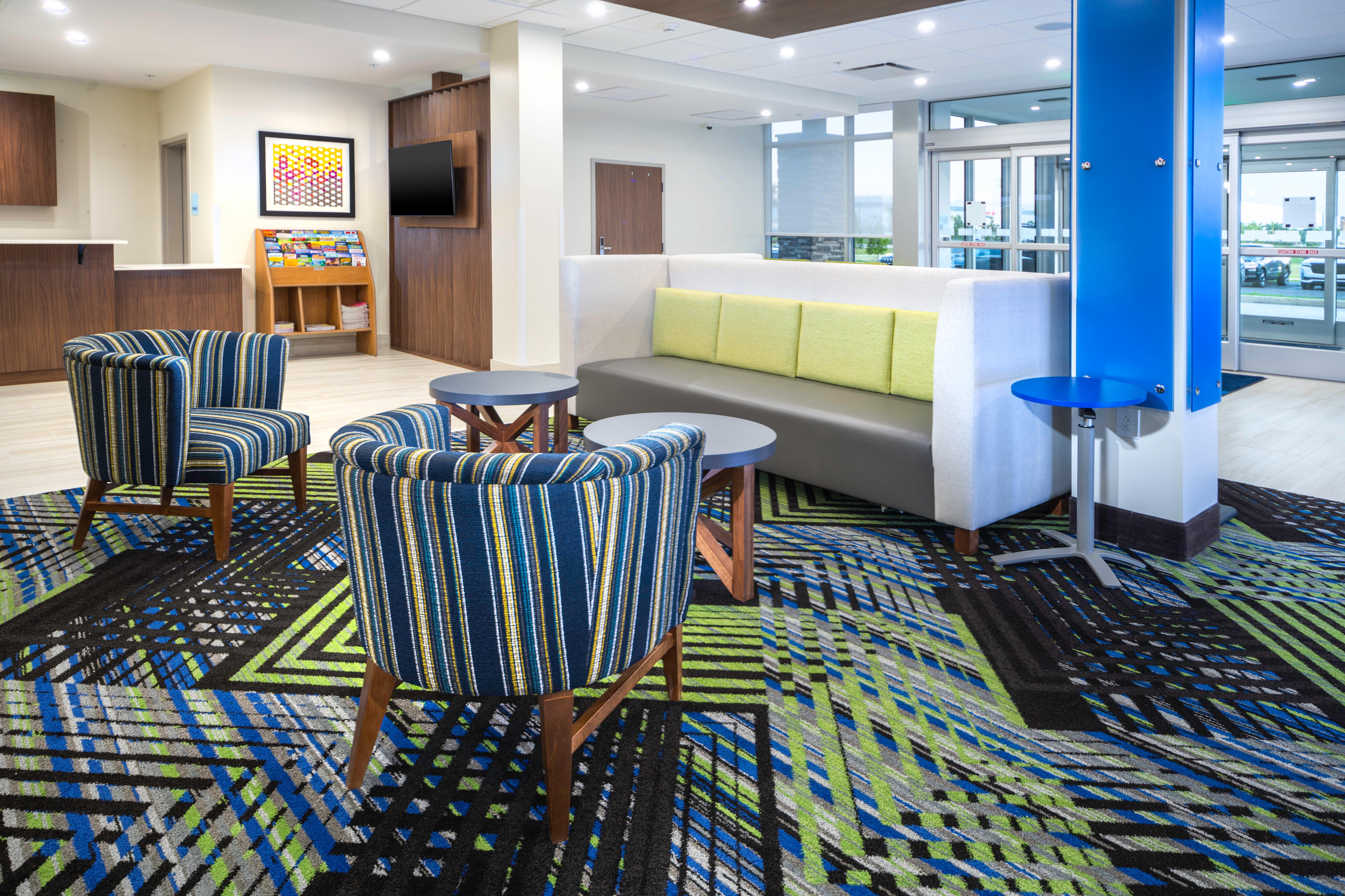 Holiday Inn Express & Suites - Fort Myers Airport By Ihg المظهر الخارجي الصورة